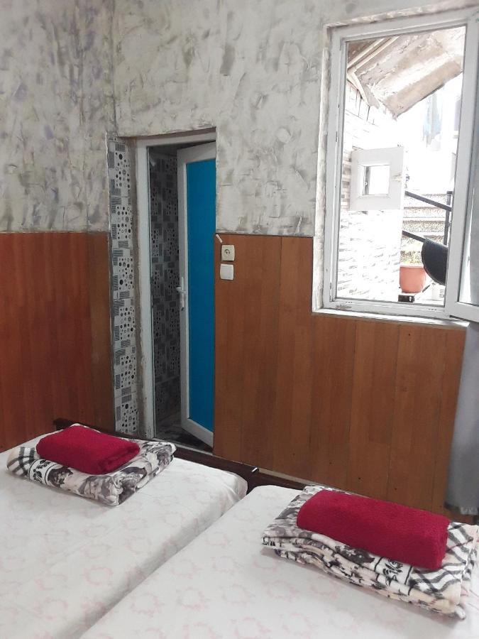 Guesthouse Qeti Батуми Экстерьер фото