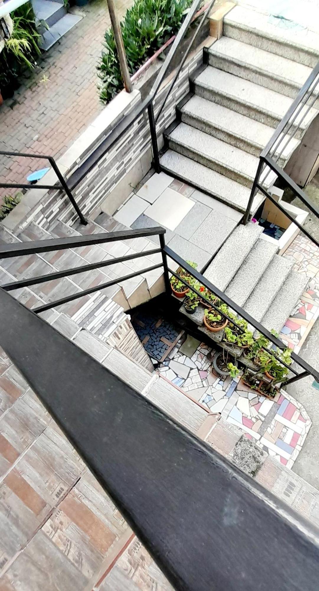 Guesthouse Qeti Батуми Экстерьер фото